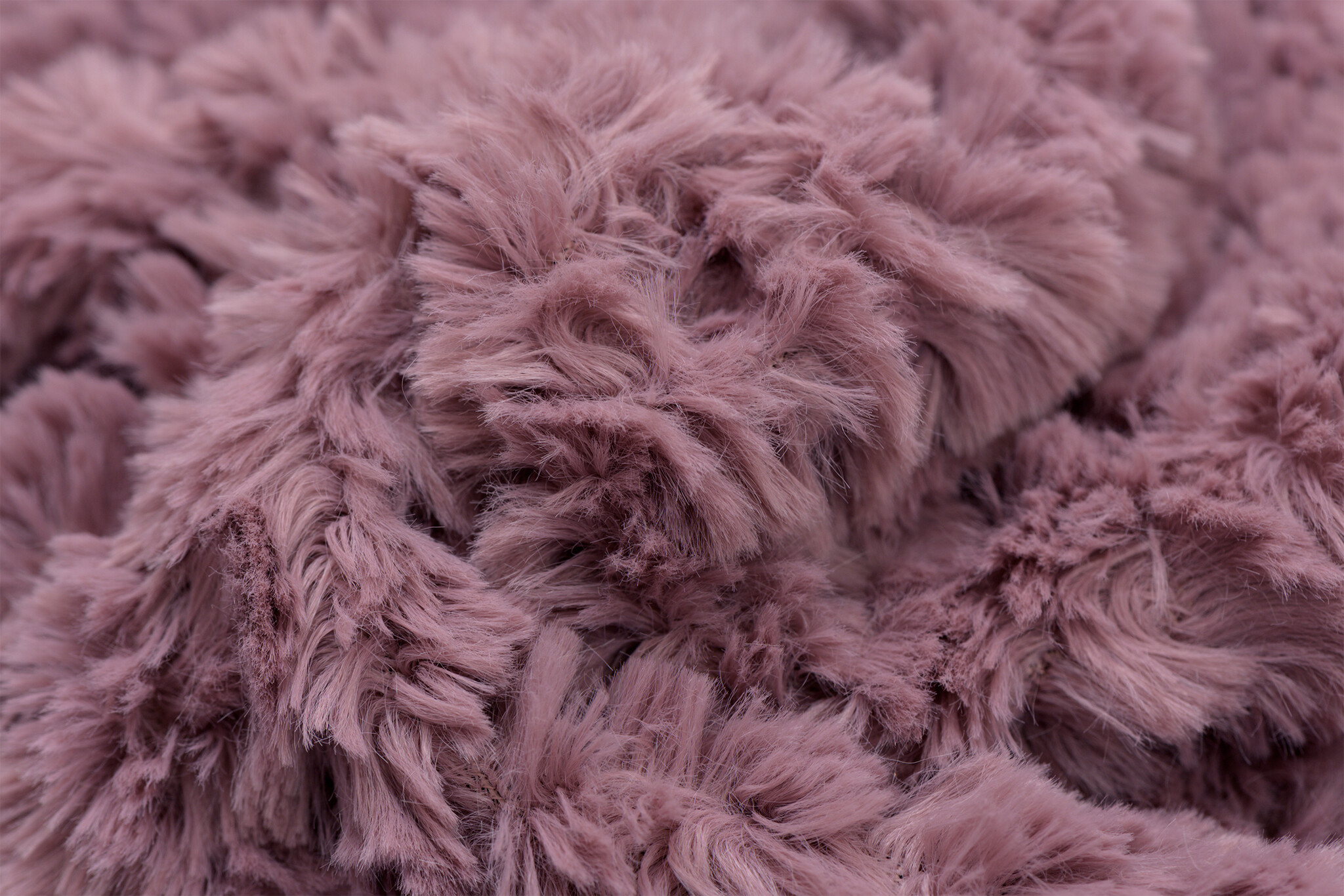 Faux fur mauve