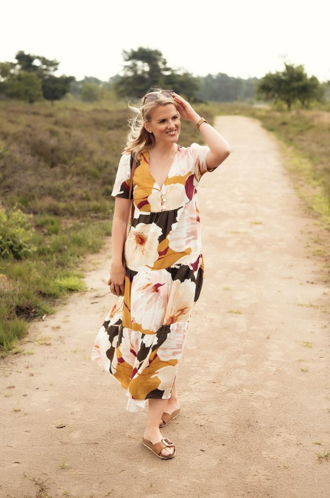Viscose Twill Stof Bedrukt Bloemen Liv