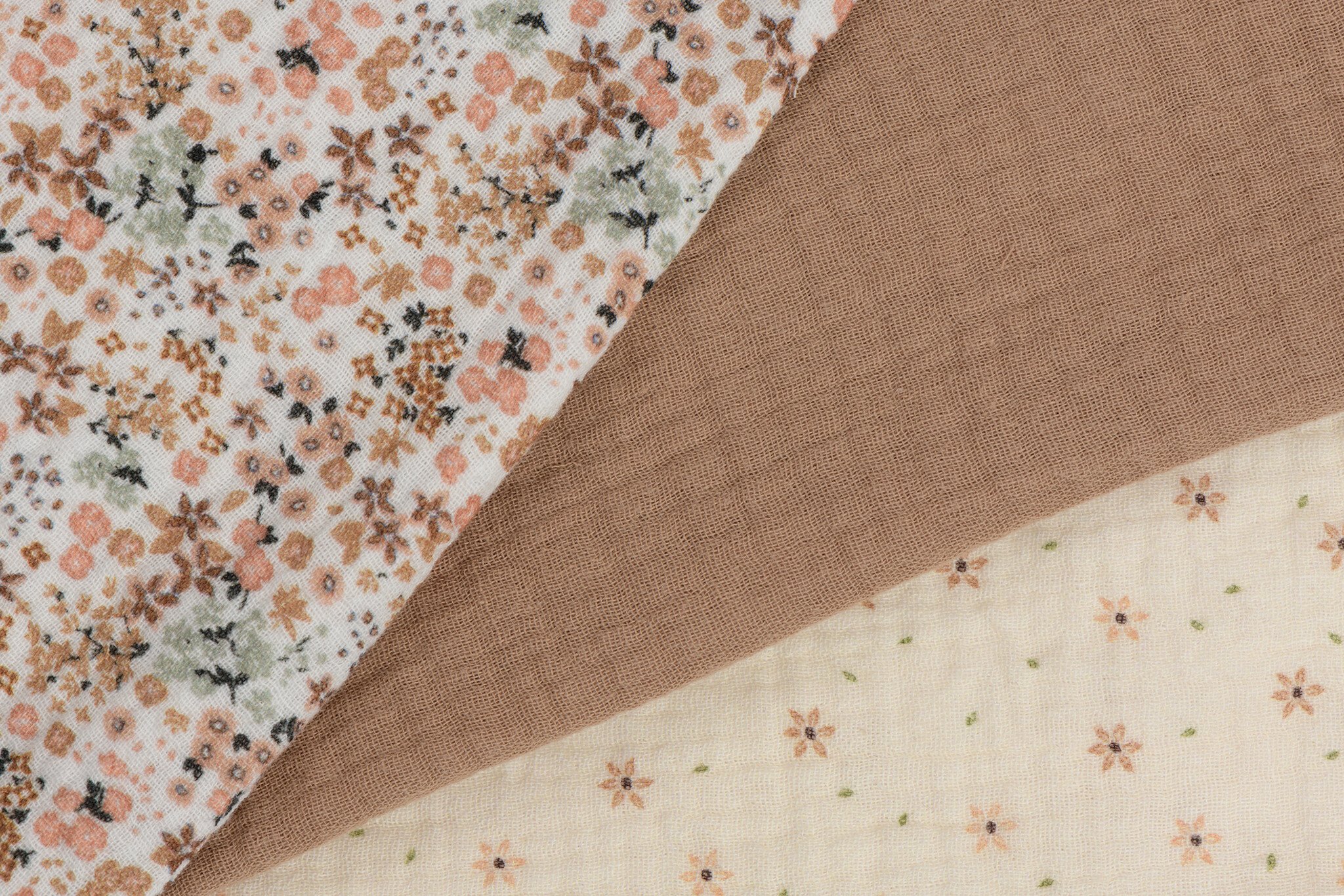 Hydrofiel Stof Digitale Print - Liefdesbloem Beige