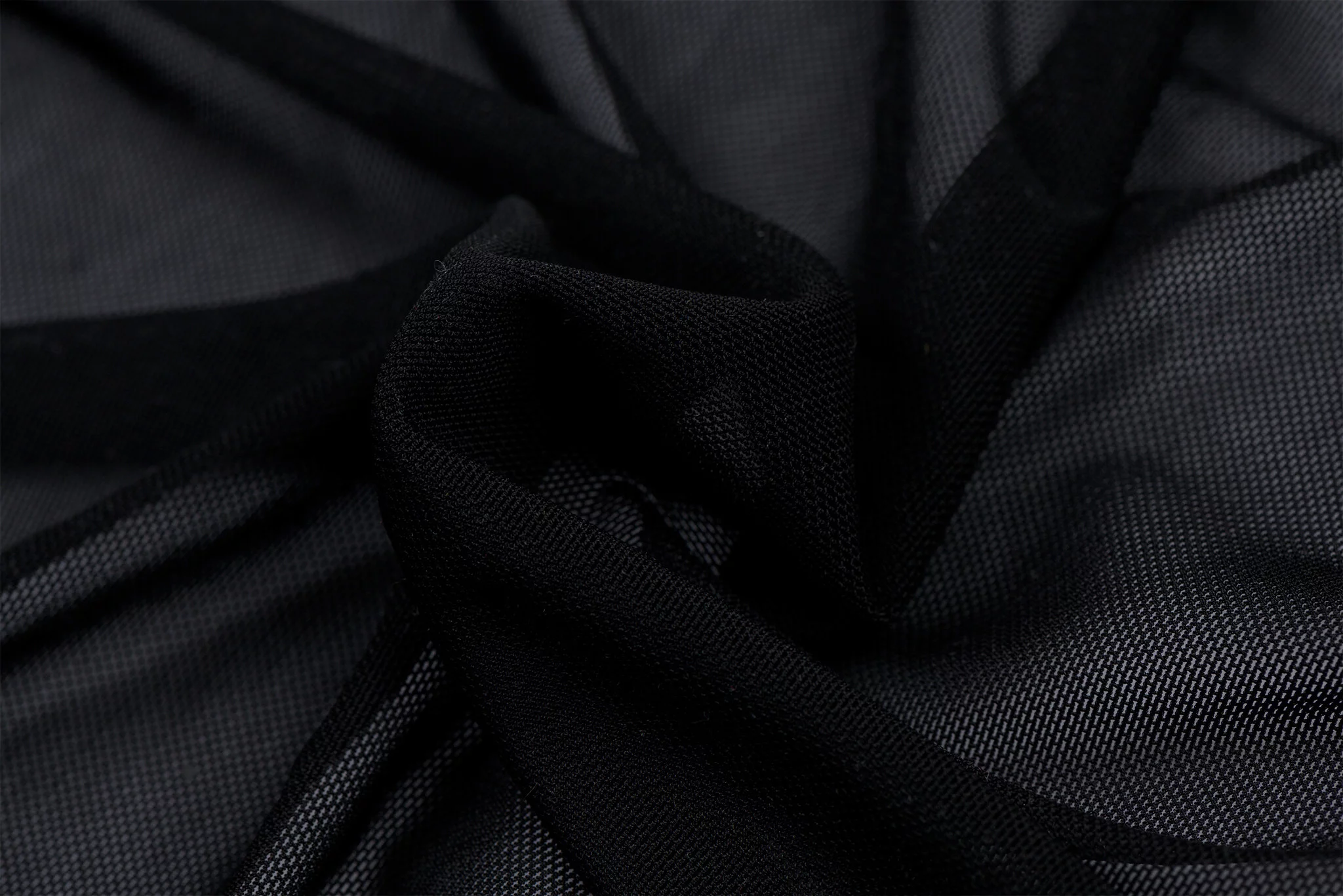 Mesh Stof Stretch Zwart – Licht, Ademend & Super Elastisch