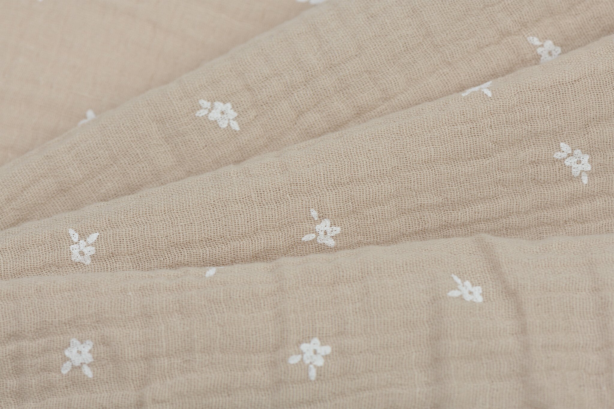 Hydrofiel Stof Sweet Dreams Licht Beige - Bloemetjes