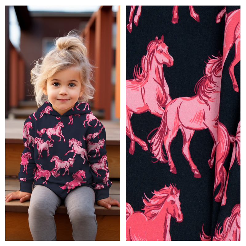 French Terry Stof Digitale Print - Paarden Donkerblauw