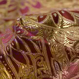 Brokaat Stof Floral Bordeaux - Goud