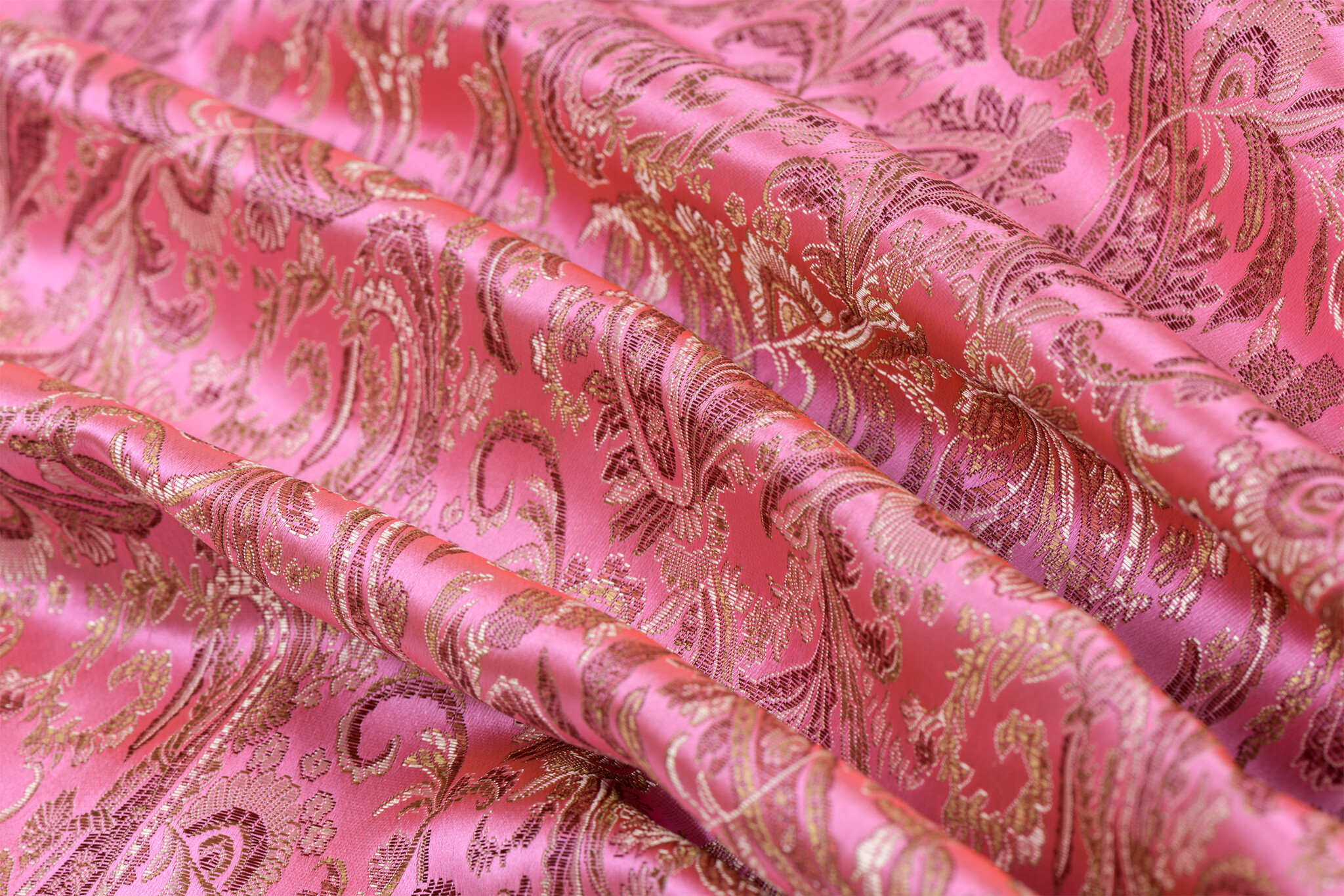 Brokaat Stof Royal Paisley Roze