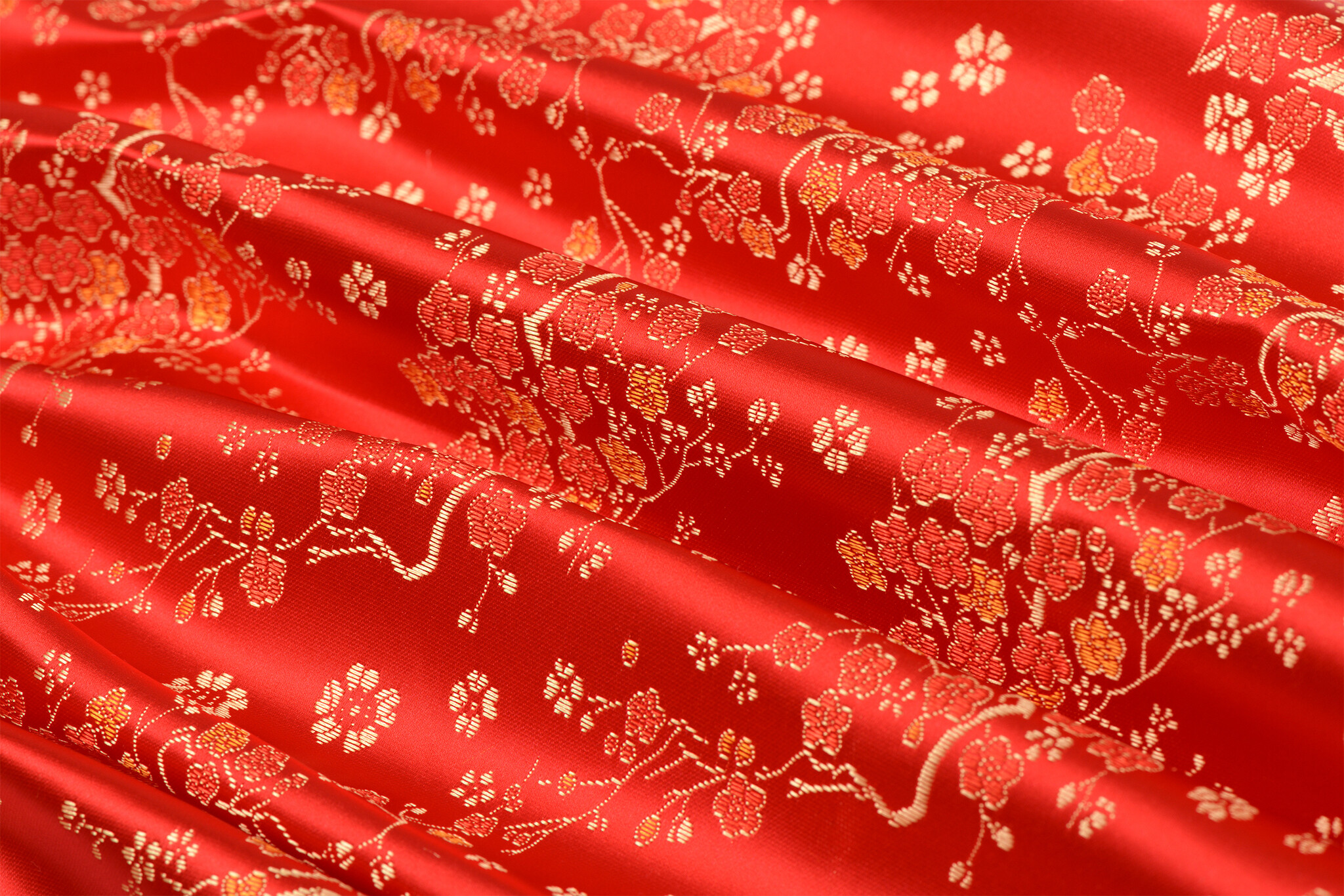 Brokaat Jacquard Stof Daisy Bloemen Rood – Chic & Elegant