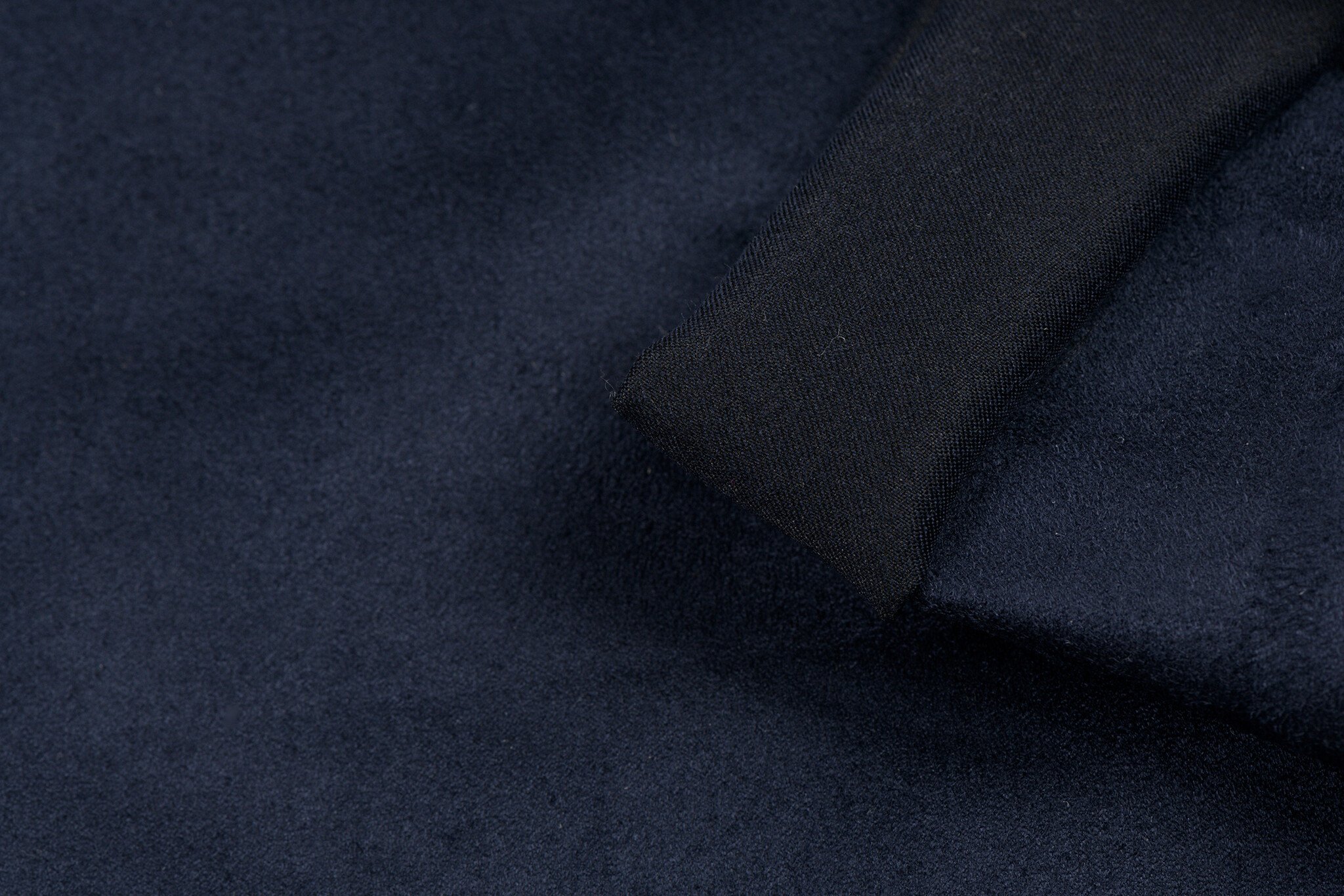 Imitatie Suede Stof Marine – Voor Kleding & Interieur