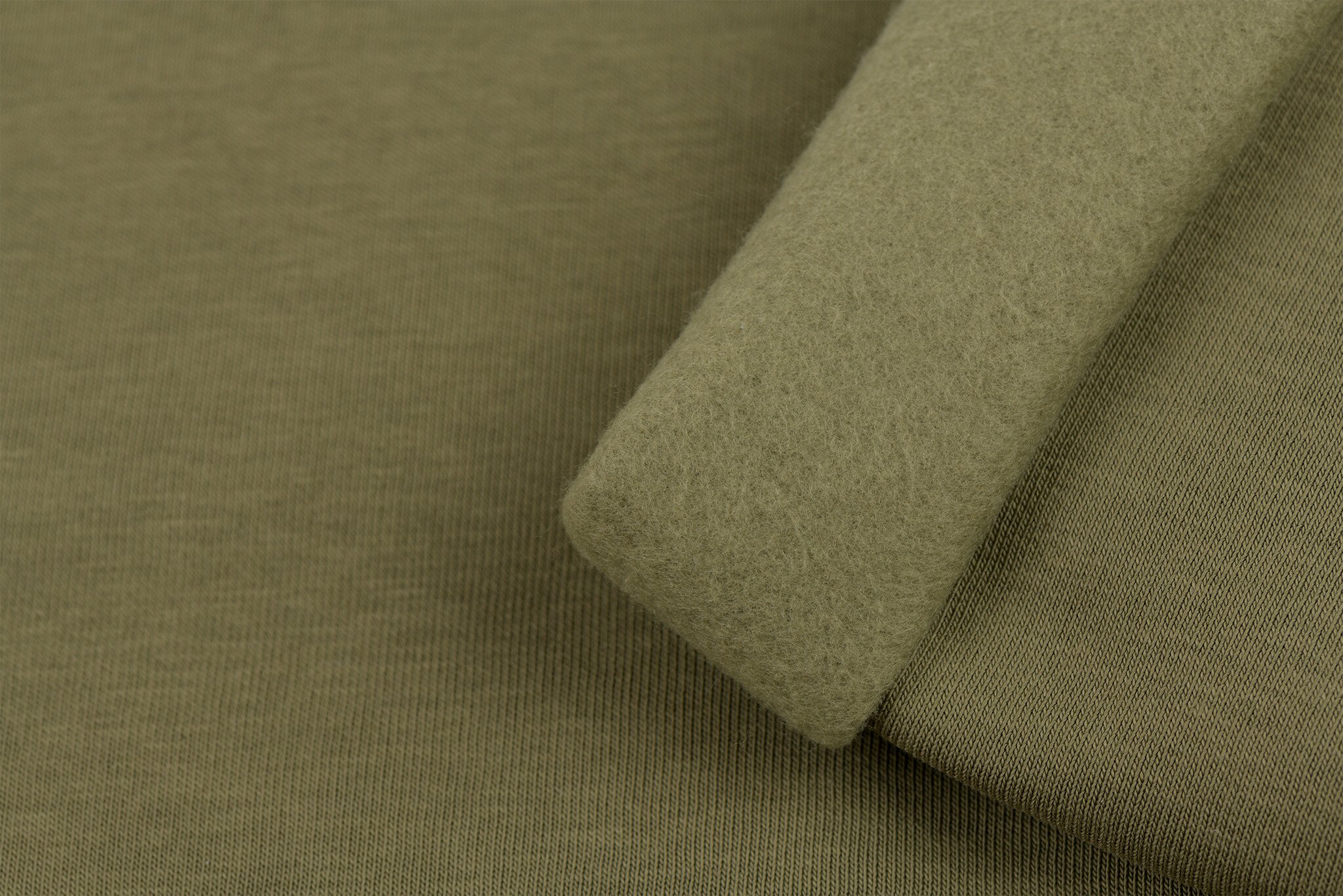 Joggingstof Olijf – Zacht, Warm & Comfortabel