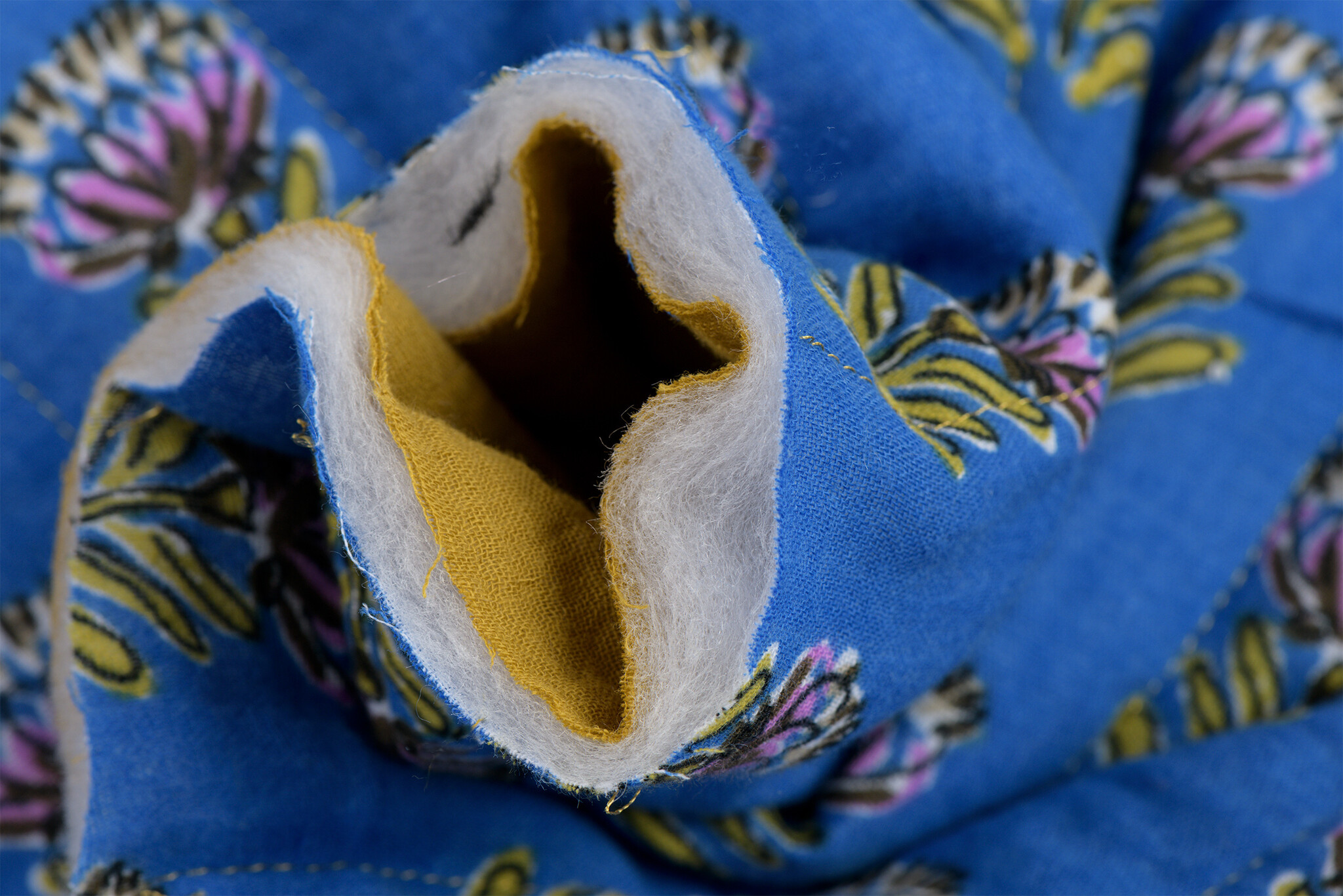 Double Gauze Matelassé Stof - Esha - Blauw & Oker - Bloemen