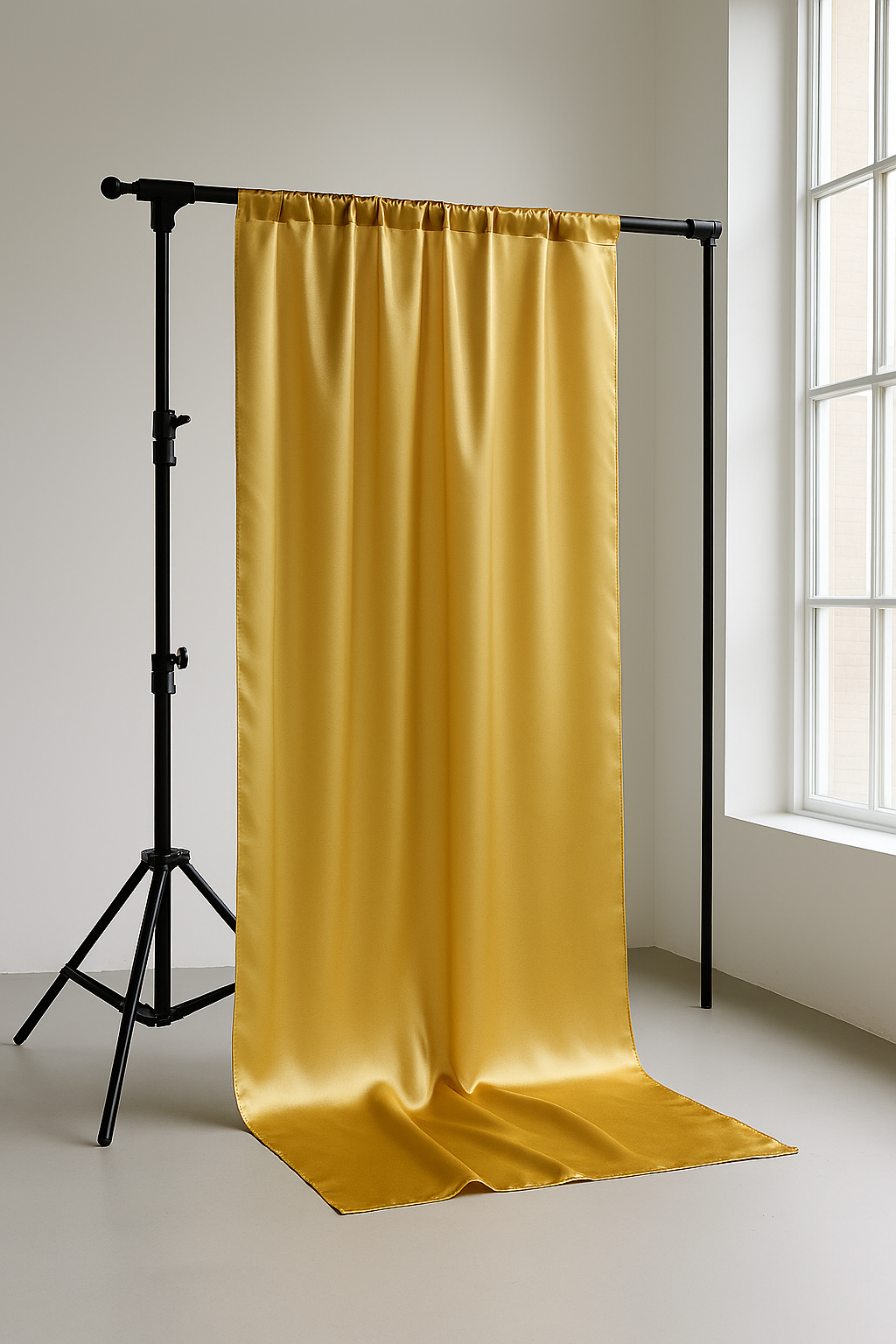Heavy Satijn Stof Goud –Brandvertragend & 280 cm Breed