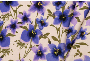 French Terry Stof Digitale Print – Paarse Bloemen – Ecru