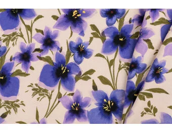French Terry Stof Digitale Print – Paarse Bloemen – Ecru