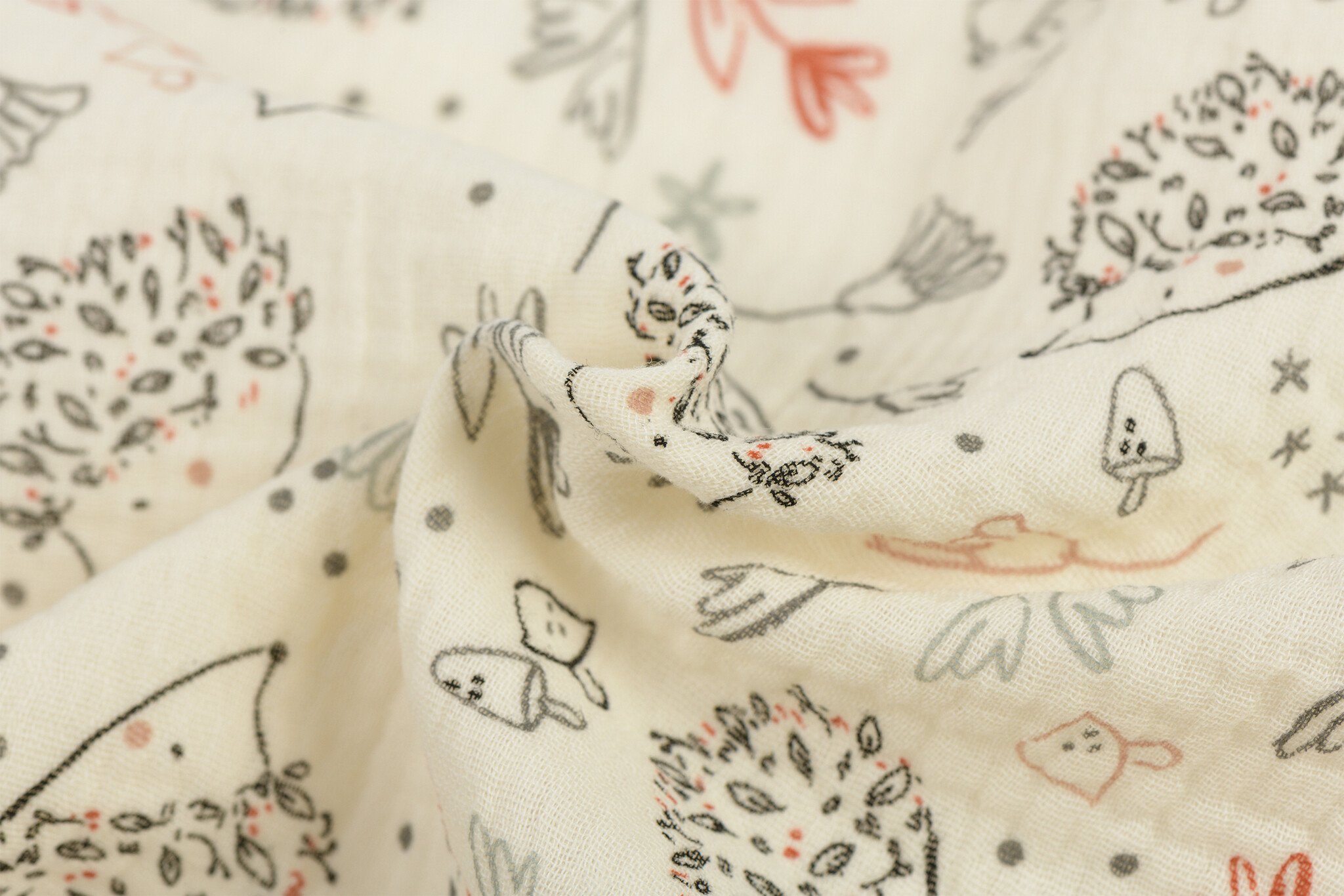 Hydrofiel Katoen Stof Herfst Egeltjes – Zacht, Ademend & Speels