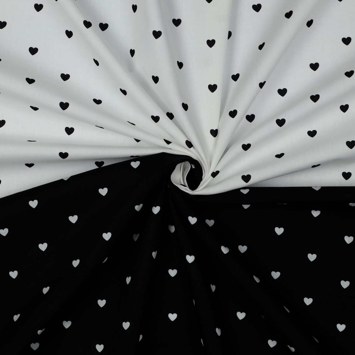 Katoen Poplin Mini Hartjes Wit – Zwart – Zacht & Ademend