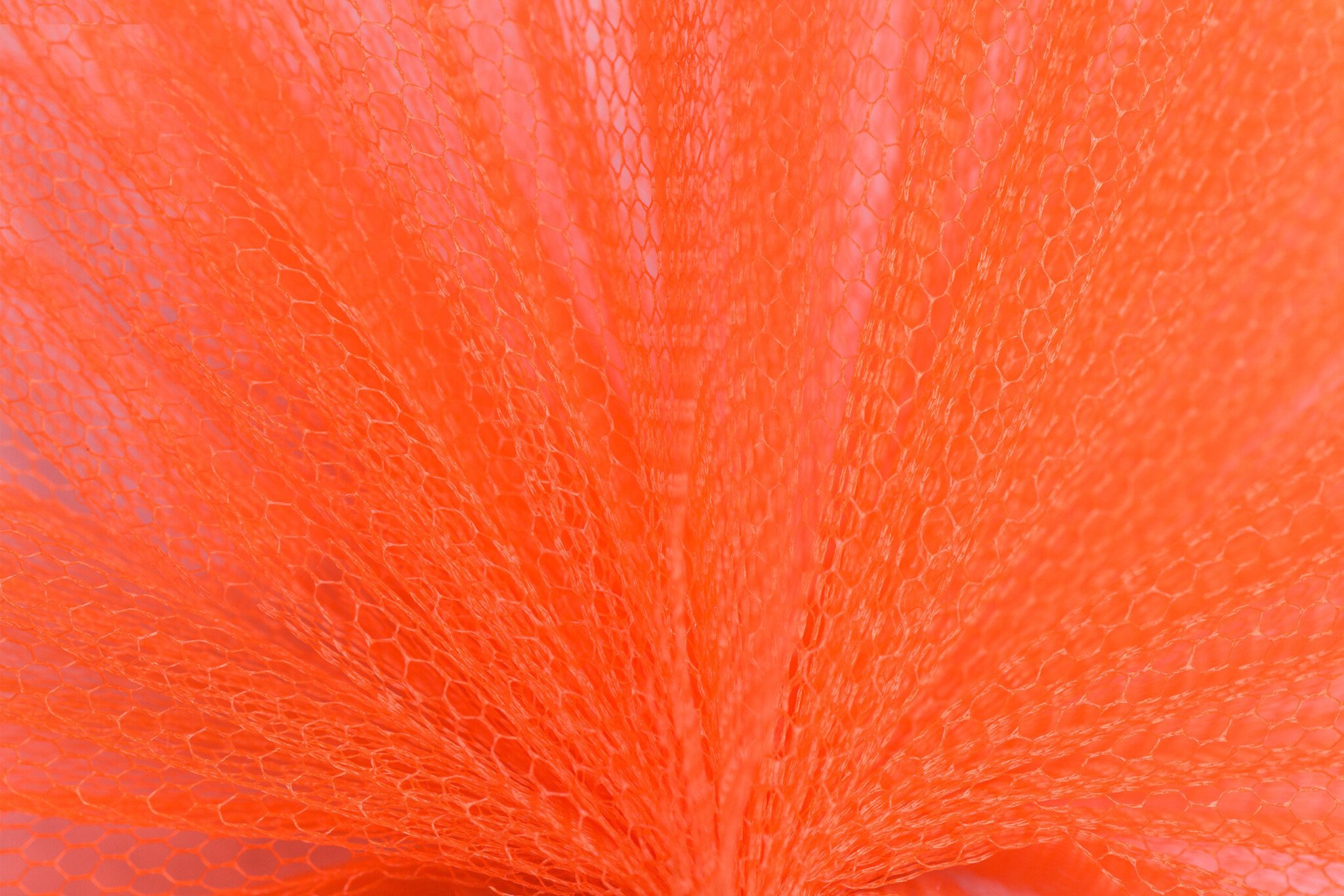 Tule Stof Hibiscus Oranje – Stevig, Vormvast & Veelzijdig