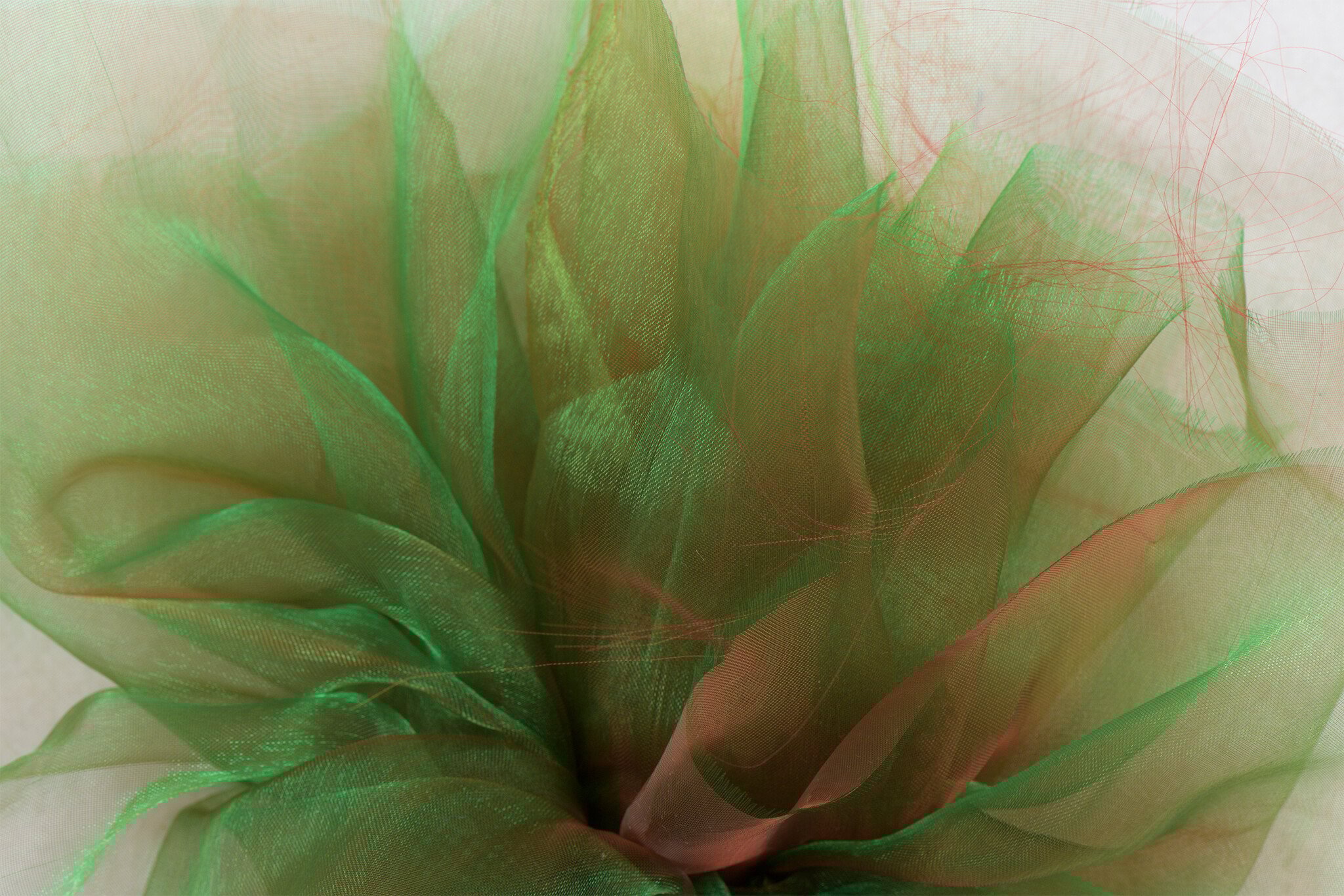 Organza Two-Tone Groen-Rood – Glanzend & Veelzijdig