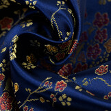 Brokaat Jacquard Stof Daisy Bloemen Donkerblauw – Chic & Elegant