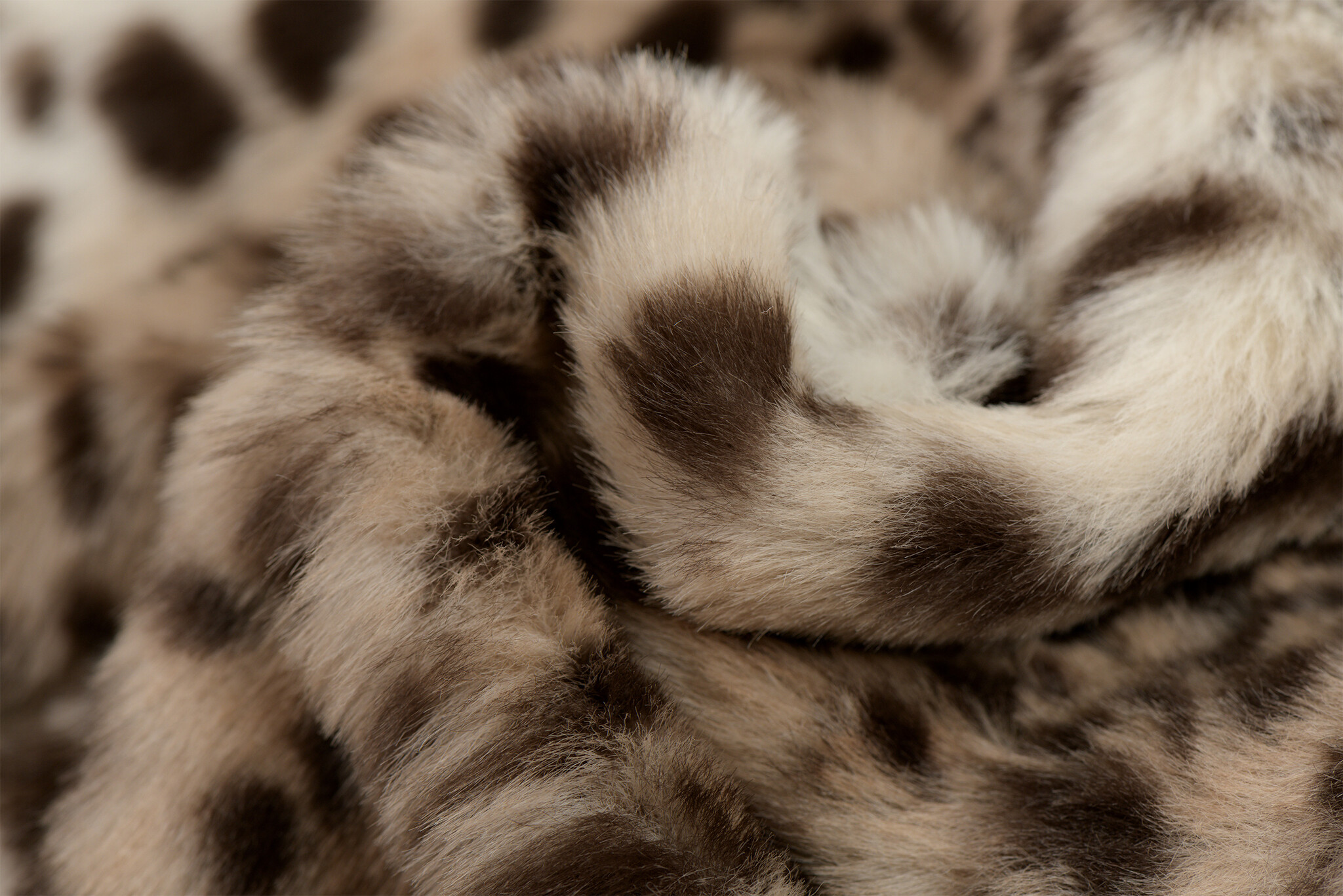 Faux Fur Stof Cheetah Zandbeige / Bruin – Zacht, Warm & Stijlvol
