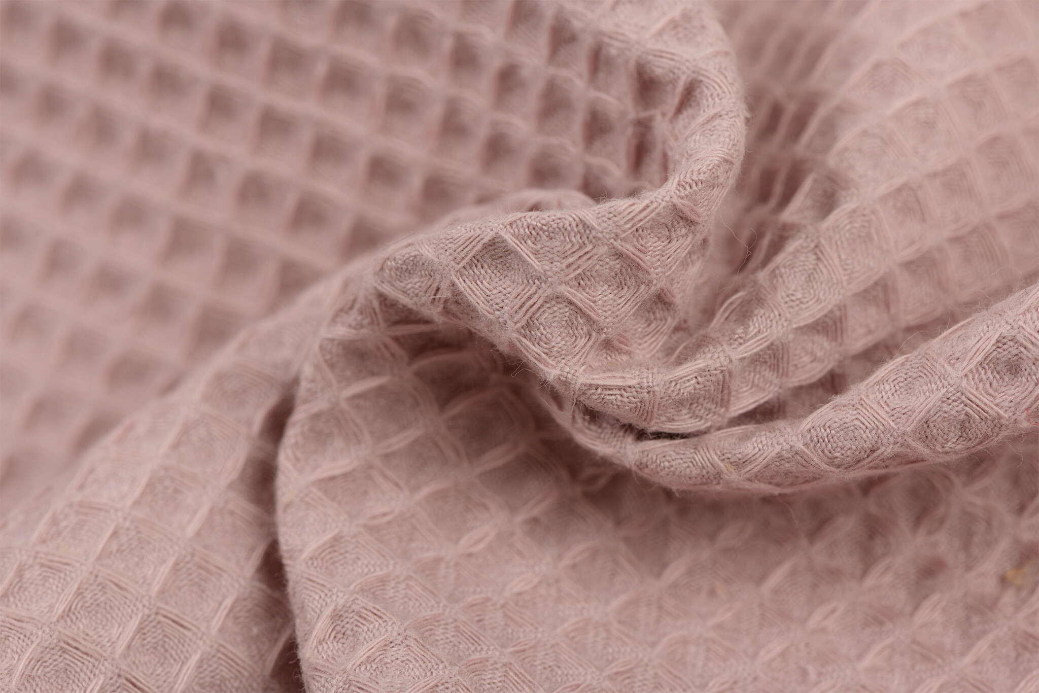 Wafelkatoen Piqué Oud Roze – Zacht, Ademend & Stijlvol