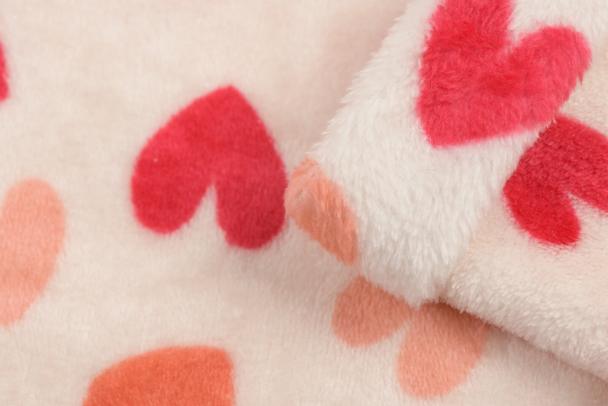 Doudou Fleece Stof – Lieve Hartjes – Zacht, Dubbelzijdig & Warm