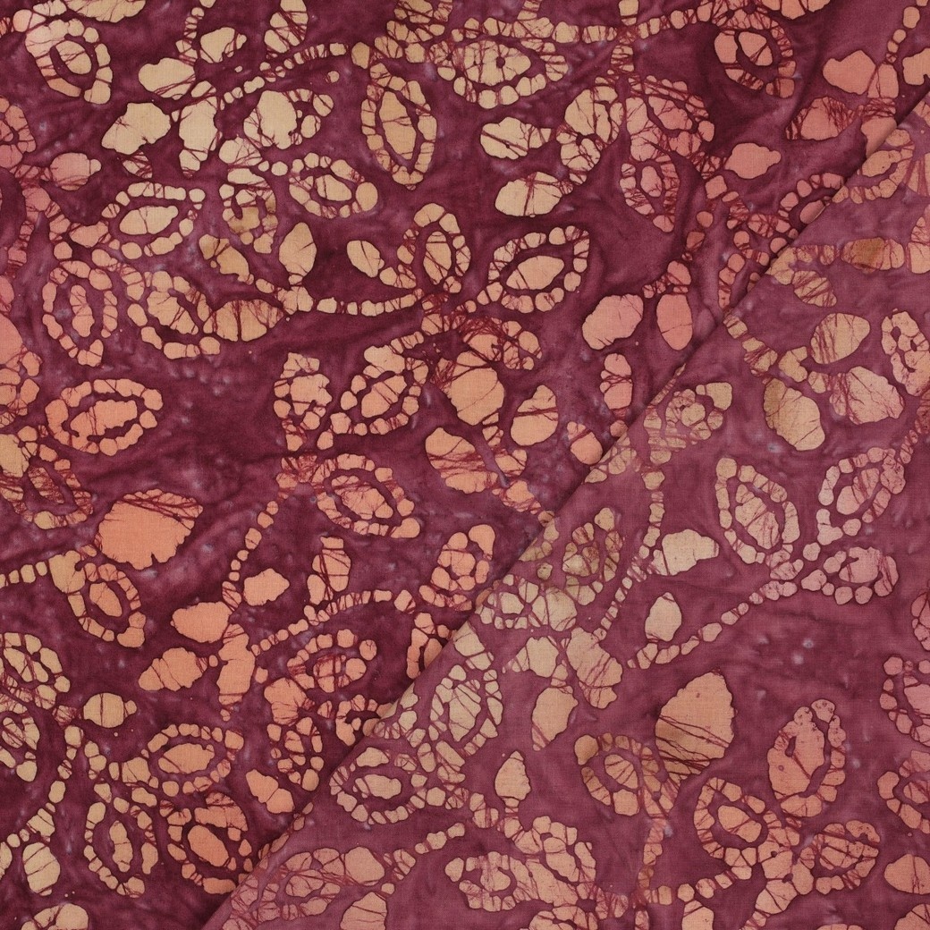 Handcrafted Batik Katoen Cerise – Ambachtelijk & Uniek