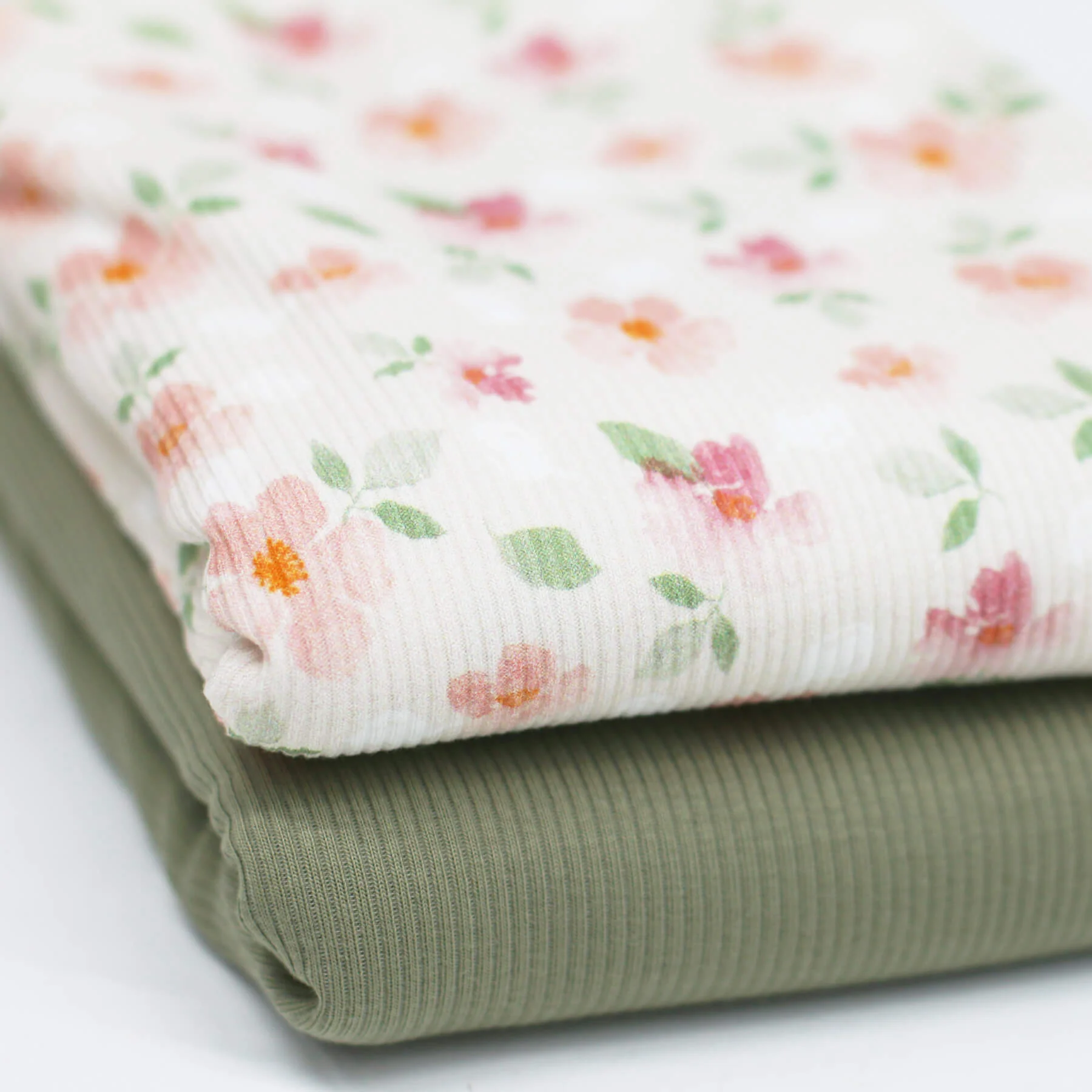 Rib Jersey Stof Aquarel Bloemen – Zacht & Romantisch