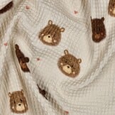 Katoenen Wafel Stof Beren Ecru – Zacht & Lief voor Babyprojecten