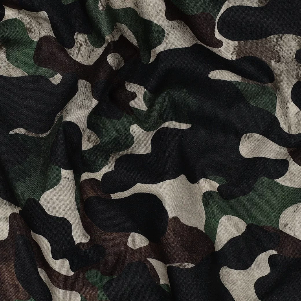 Katoen Poplin Camouflage Groen – Stoer & Veelzijdig