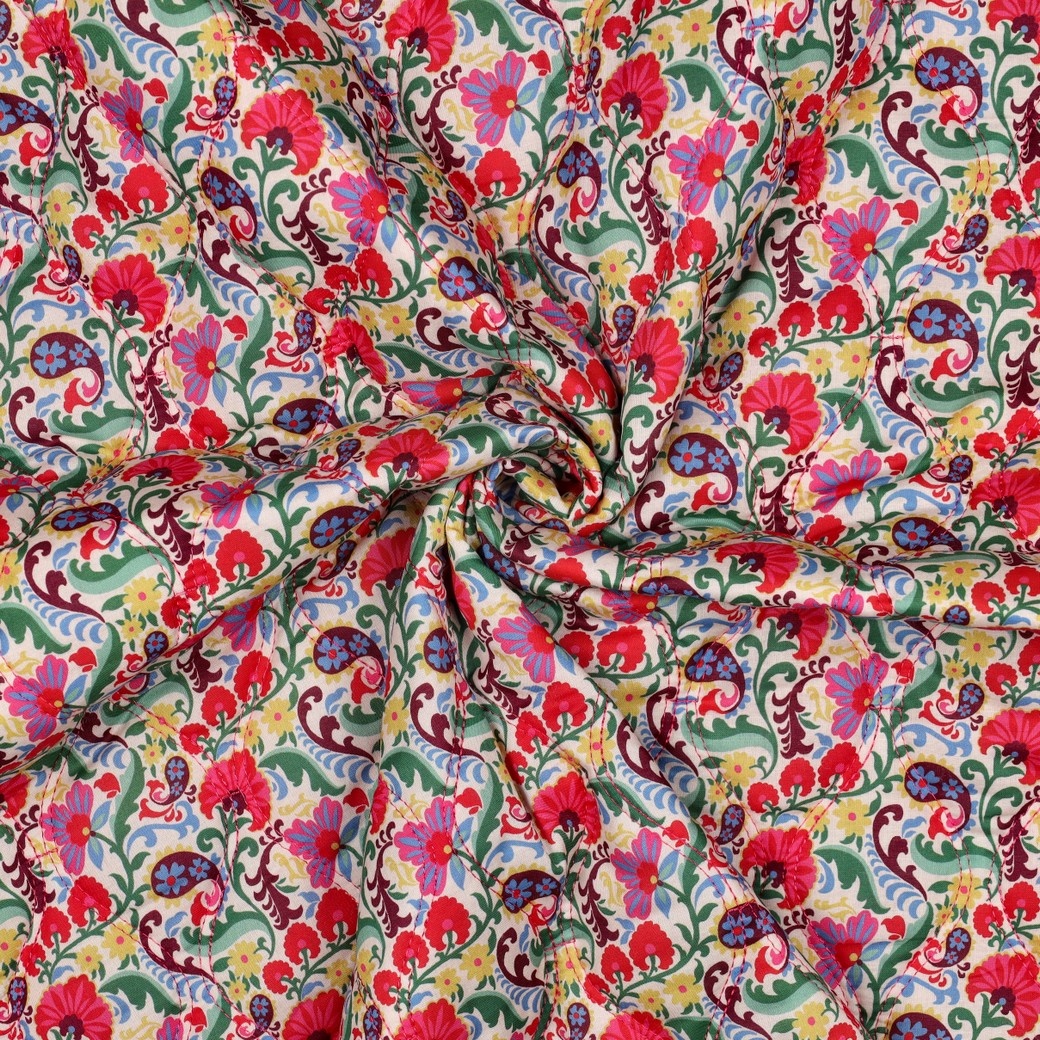 Stepped Voile Katoen Bloemen Gebroken Wit – Gewatteerd & Trendy