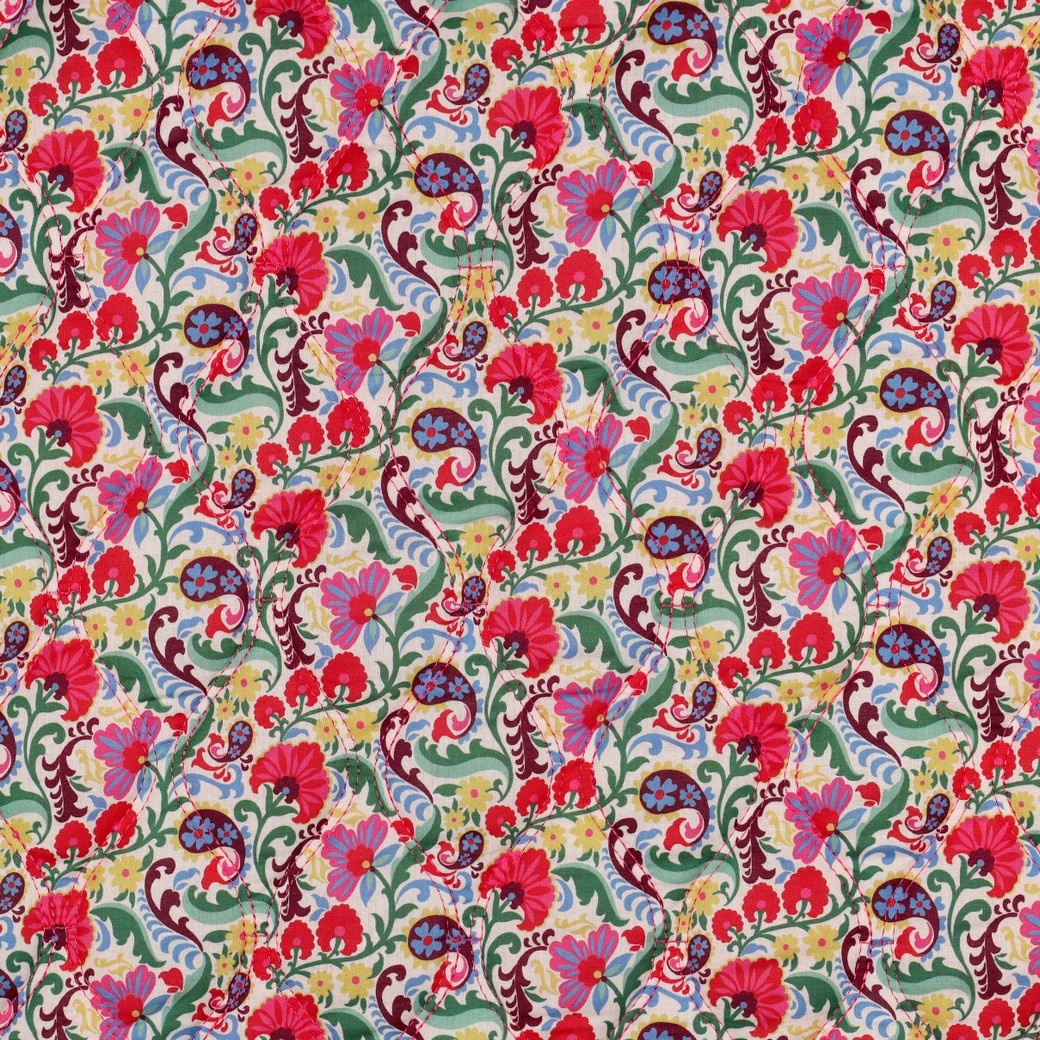 Stepped Voile Katoen Bloemen Gebroken Wit – Gewatteerd & Trendy