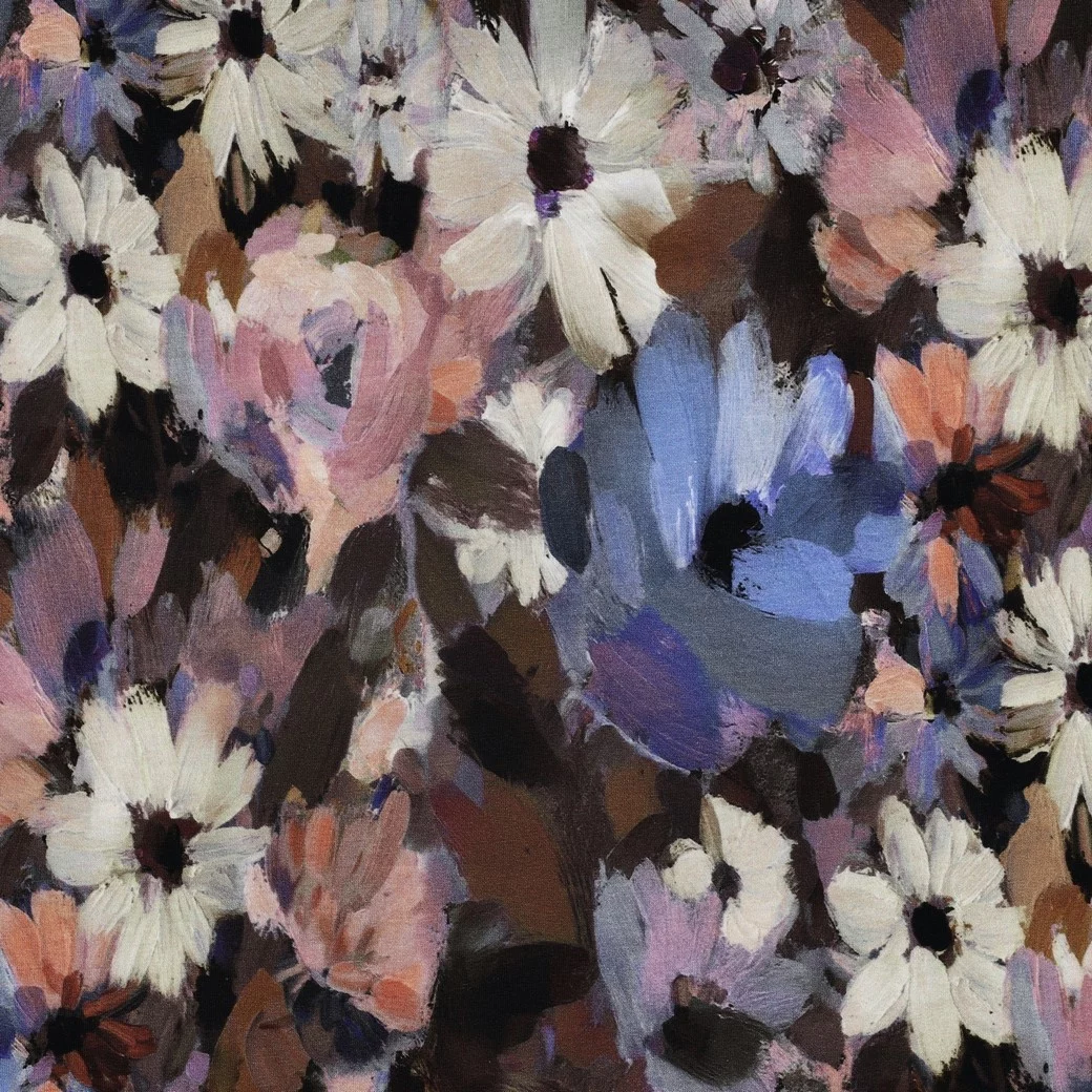 French Terry Bloemenveld Violet – Zacht, Rekbaar & Vrolijk