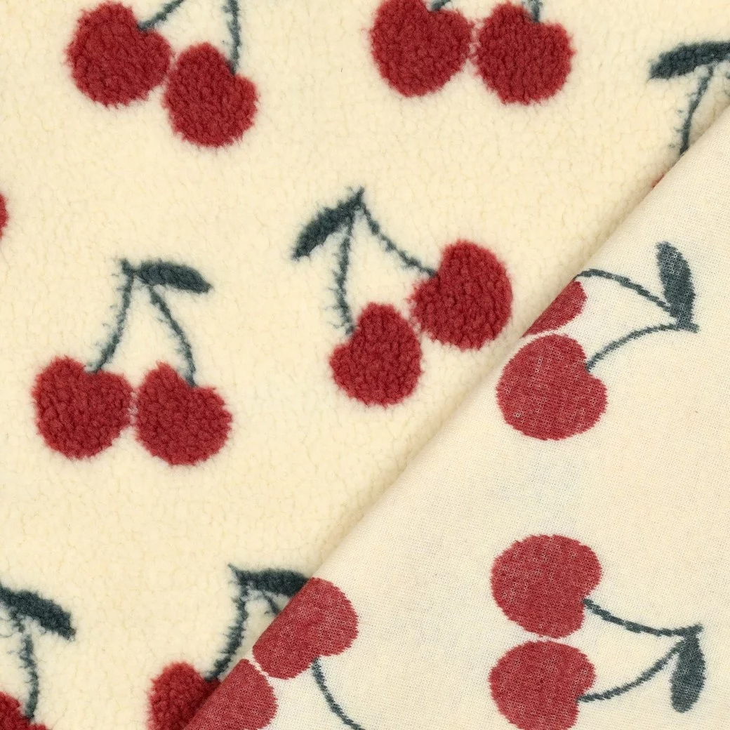 Teddy Stof Kersen Ecru – Zacht, Warm & Speels