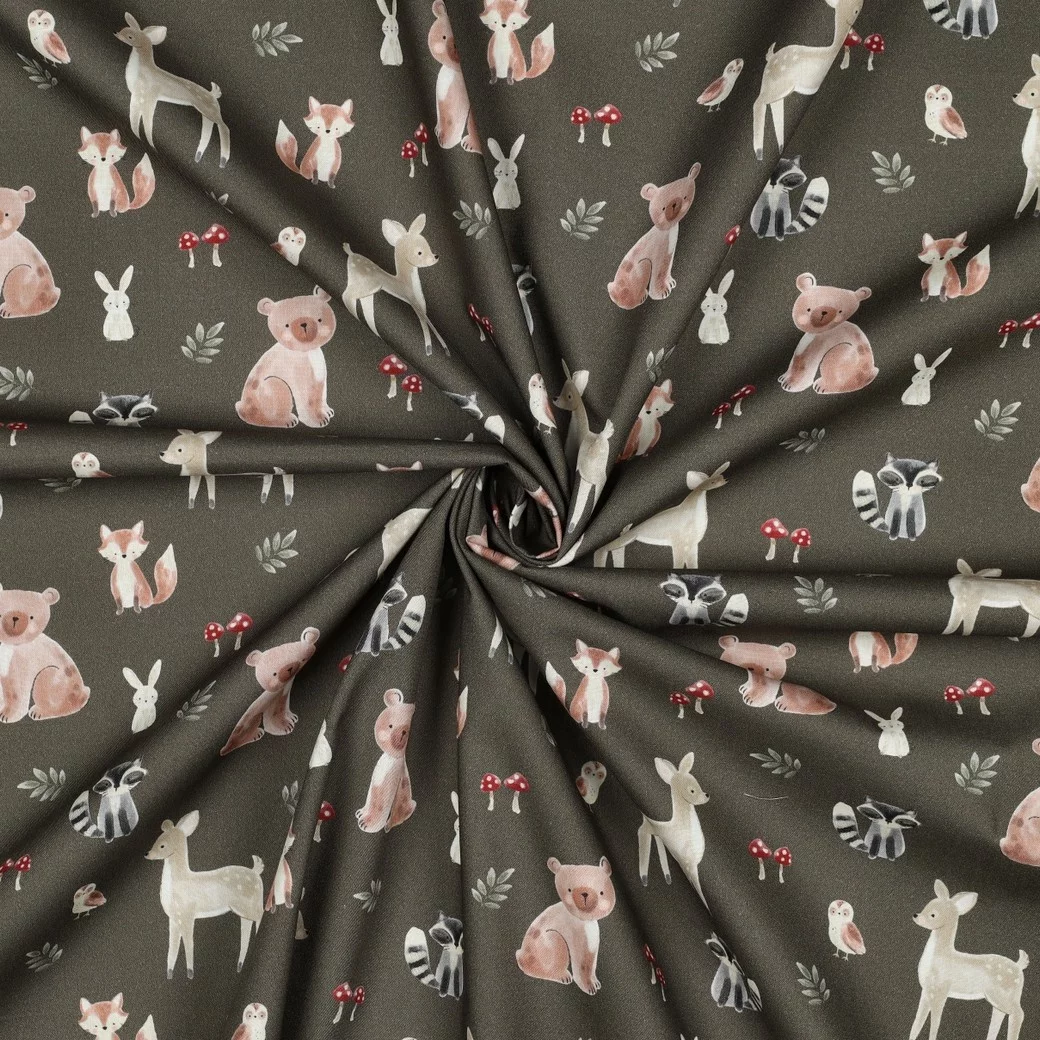 Poplin Katoen Bosdieren Legergroen – Lief & Sfeervol