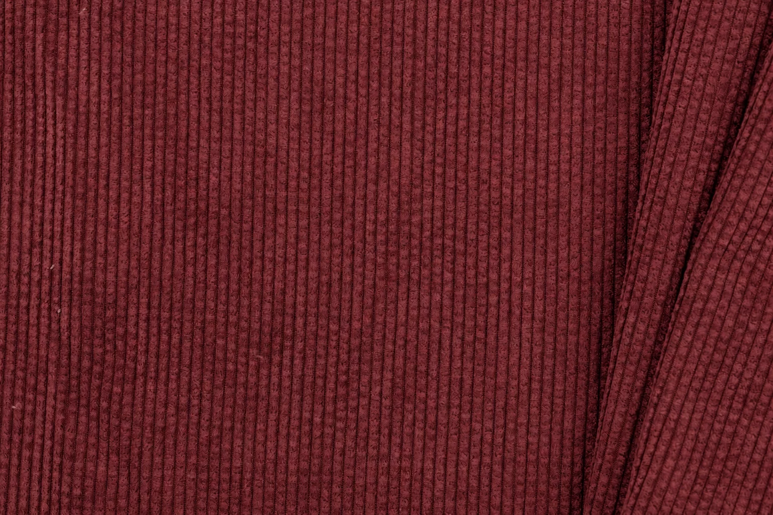 Faux Fur Corduroy Stof Bordeaux – Warm, Dubbelzijdig & Stijlvol