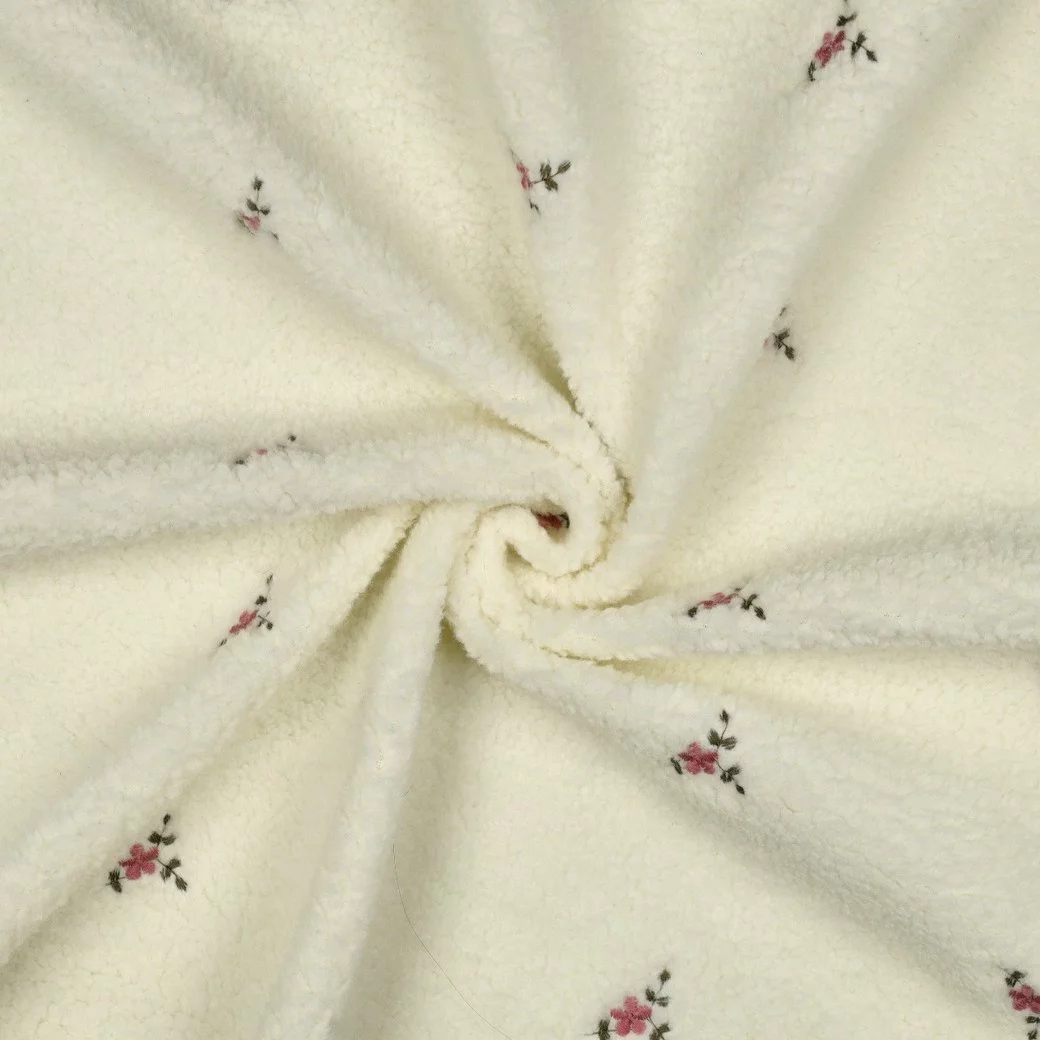 Teddy Stof Embroidery Bloemen Ecru – Zacht & Warm | Poppy Fabrics