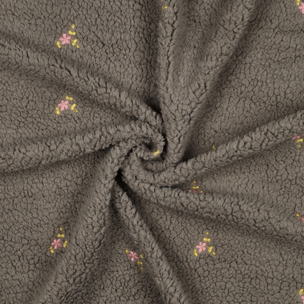 Teddy Stof Embroidery Bloemen Grijs – Zacht & Warm | Poppy Fabrics