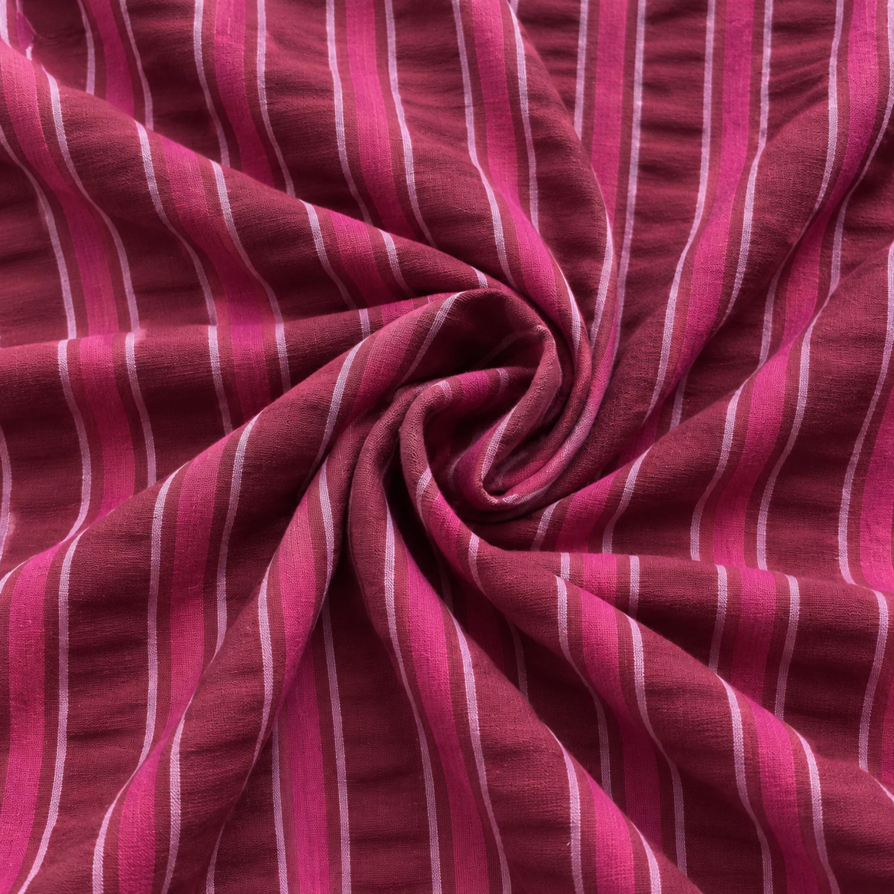 Seersucker Katoen Strepen Bordeaux Roze – Luchtige Katoenstof