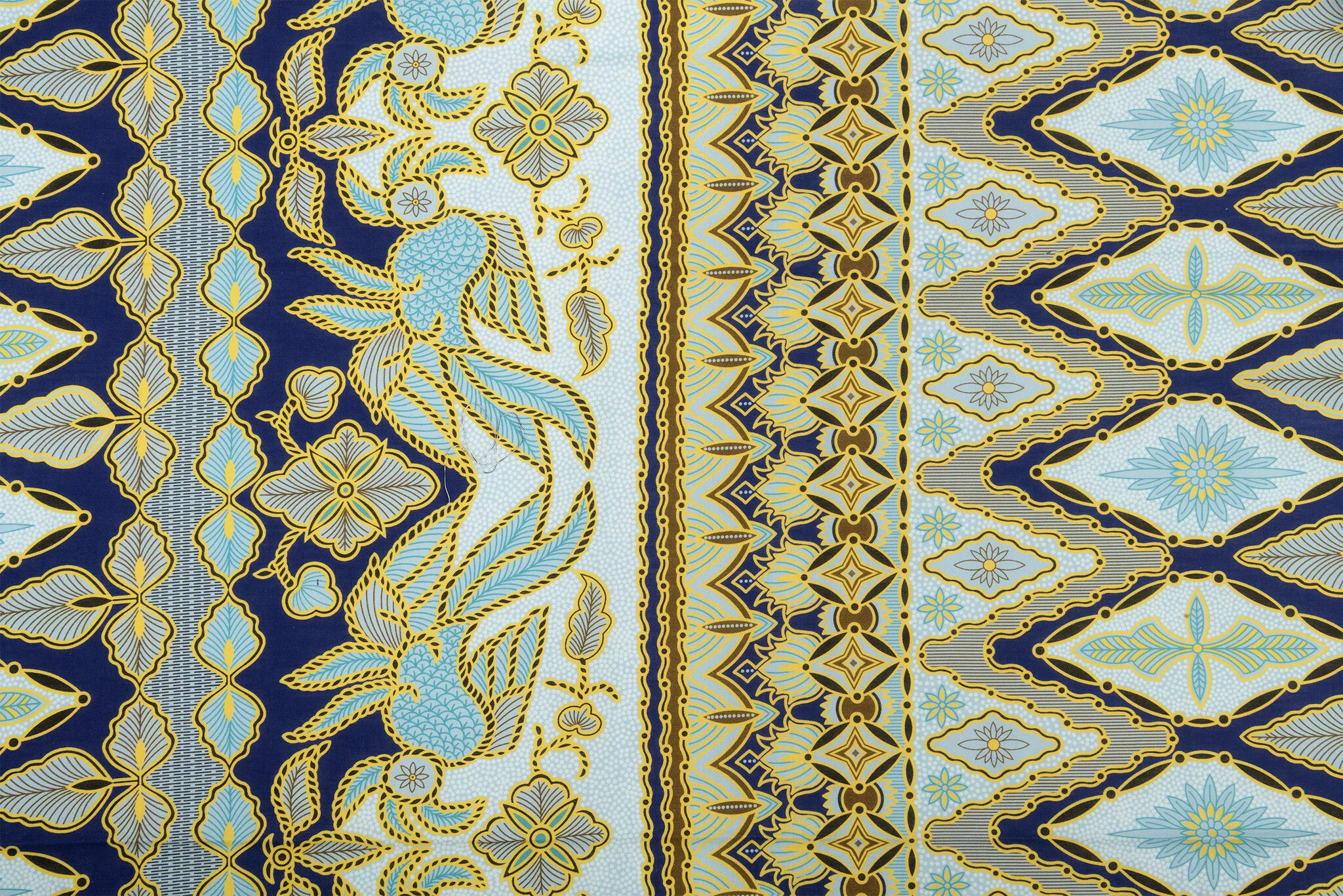 Batik Stof 68 – Kleurrijk Katoen voor Kleding, Decoratie & DIY