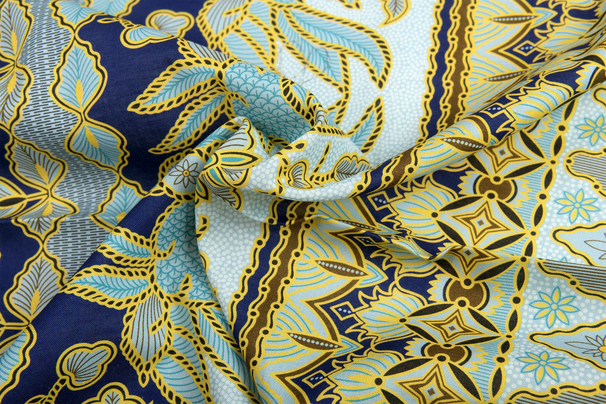 Batik Stof 68 – Kleurrijk Katoen voor Kleding, Decoratie & DIY