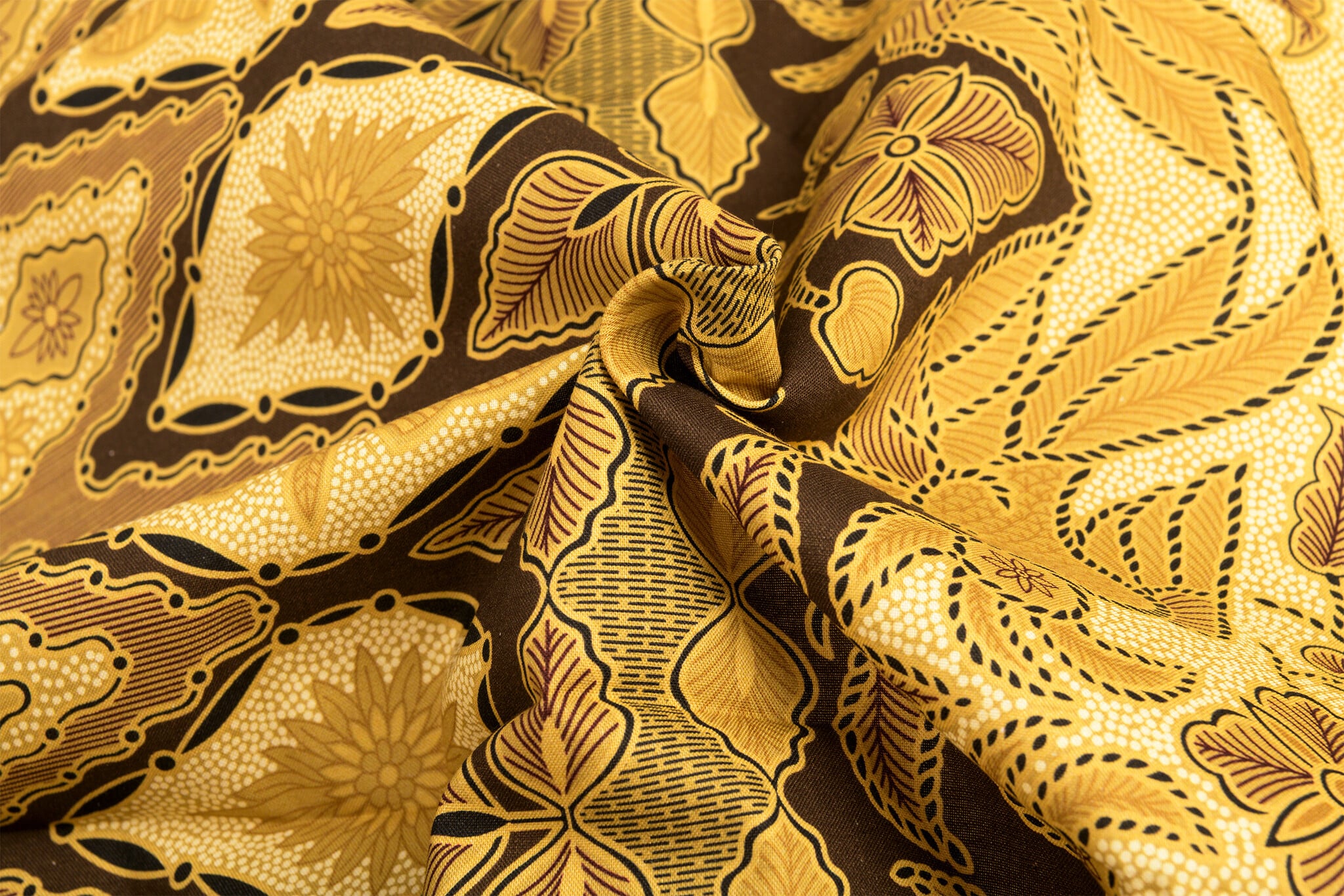 Batik Stof 69 – Kleurrijk Katoen voor Kleding, Decoratie & DIY
