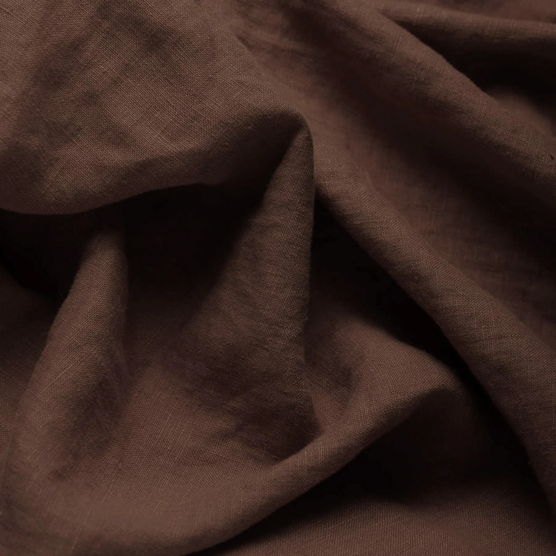 Fijne Linnen Stof Donker Bruin – Stone Washed & Natuurlijk