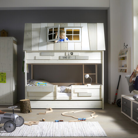 Boomhutbed: kinderbed voor urenlang slaap- en speelplezier