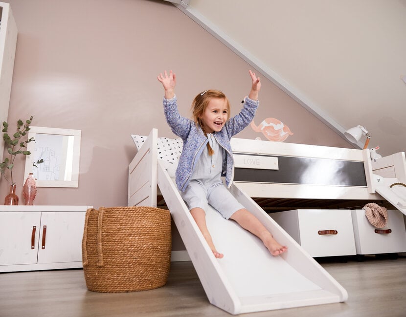 Cabin Bed Climb and Slide