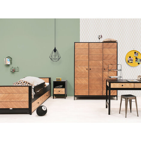 Stoere kinderkamer accessoires en meubels 