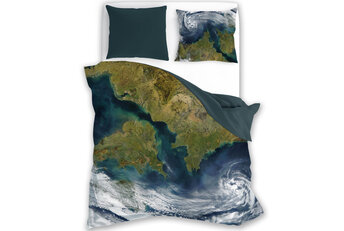 Dekbedovertrek, Earth
