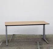 Ahrend Essa Bureau Knop Verstelbaar - Aluminium Onderstel | 160 x 80 cm Ahrend Essa Bureau Knop Verstelbaar - Aluminium Onderstel | 160 x 80 cm