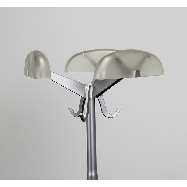 Kartell Alta Tensione Kapstok Grijs - 170 cm Kartell Alta Tensione Kapstok Grijs - 170 cm