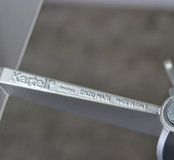 Kartell Alta Tensione Kapstok Grijs - 170 cm Kartell Alta Tensione Kapstok Grijs - 170 cm