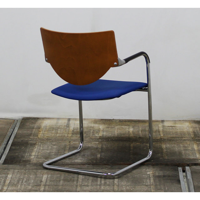 Vergaderstoel Slede Frame Blauw - Chroom Frame Vergaderstoel Slede Frame Blauw - Chroom Frame