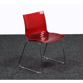 Designstoel Maxdesign X3 - Rode Kunststof Zitting