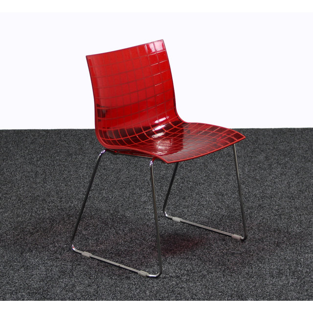 Designstoel Maxdesign X3 - Rode Kunststof Zitting Designstoel Maxdesign X3 - Rode Kunststof Zitting